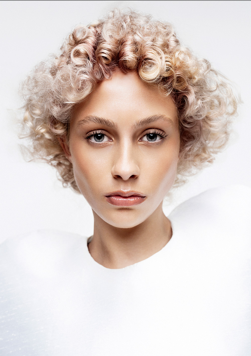Multi-Tonal Curly Crop - Mark Van Westerop - Illume Collection 
